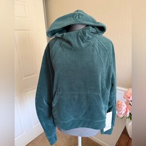 Lululemon Scuba Oversized Hoodie
Velvet Cord Size XS New With Tags
